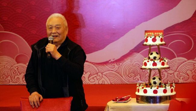 苏知非皱眉又问：那是流量管控了？对方回答依旧简单直接：流量正常。